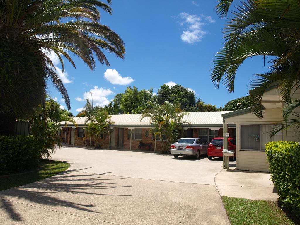 Pacific Paradise Airport Motel Exterior foto